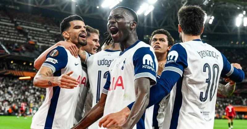 Đội hình Spurs được đánh giá nhỉnh hơn